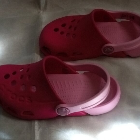 Crocs girl's kids pink sizeC9 spring & summer wear comfortable and stylish - Picture 3 of 7